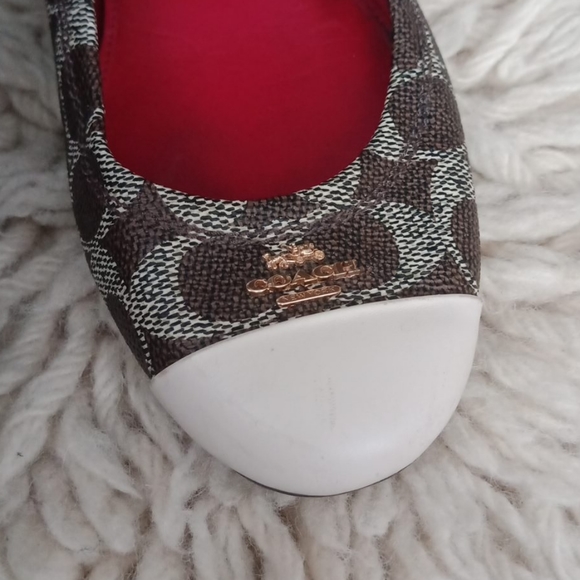 Signature Coach  flats - Picture 3 of 14